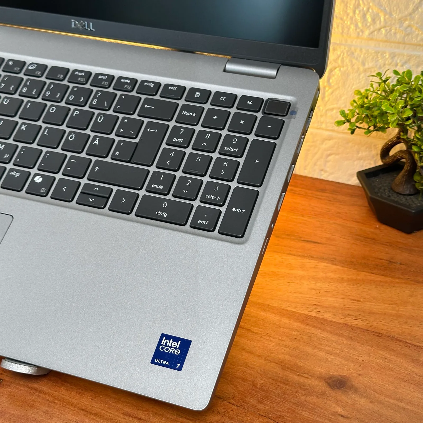 Dell Latitude 5550
