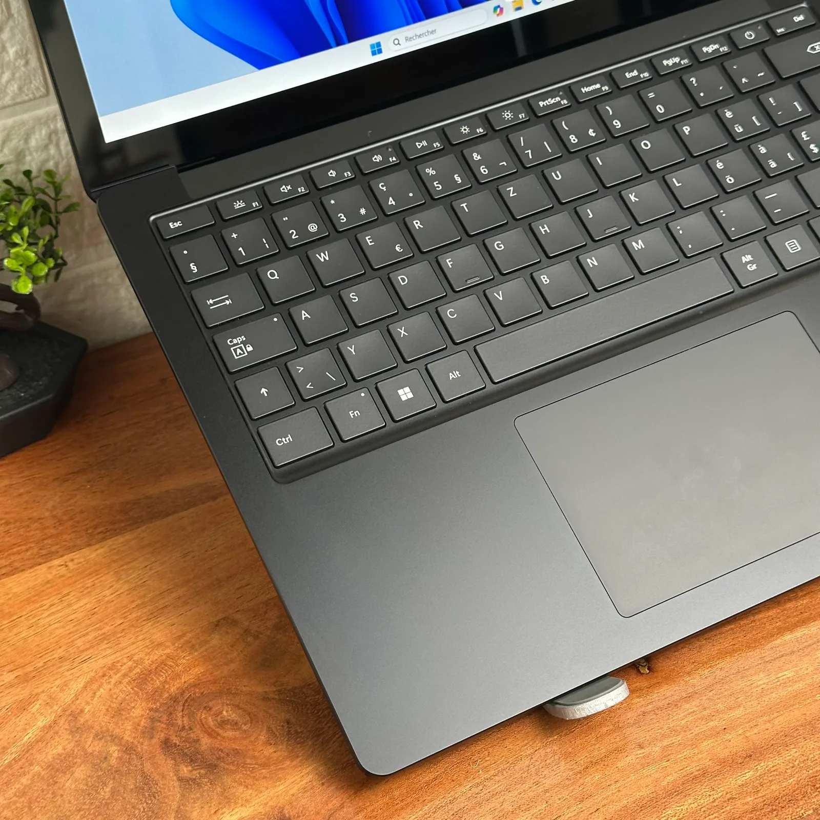 Microsoft Laptop 5